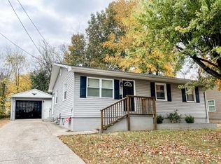 739 Park Avenue Ct, Madisonville, KY 42431