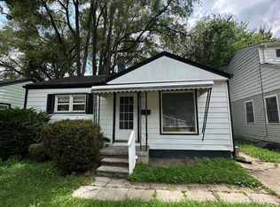 704 E Lincoln Ave, Madison Heights, MI 48071