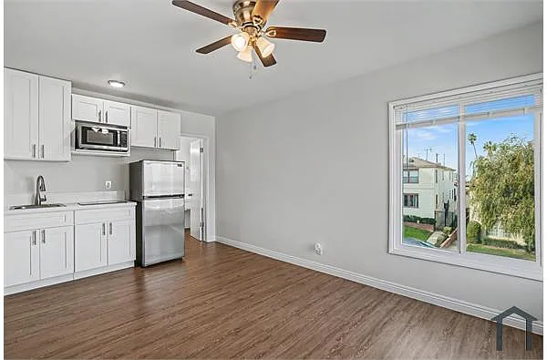 Building Photo - 4170 Marlton Ave #G