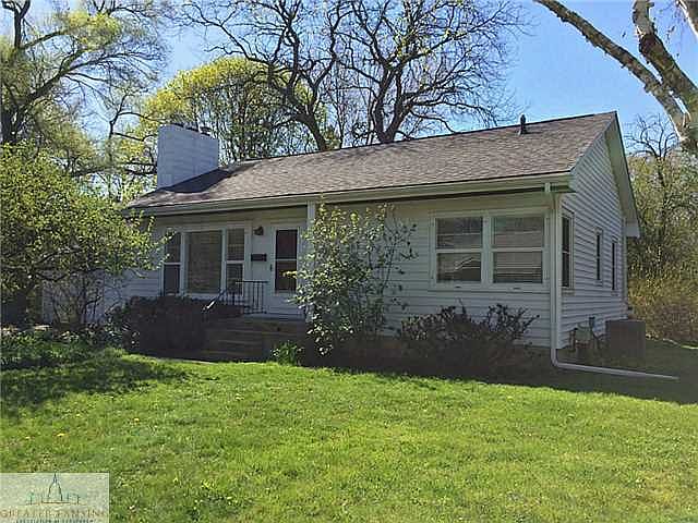1st image of 1127 E Lilac Ave