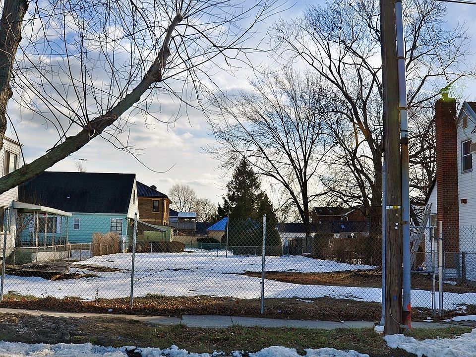 2nd image of 8612 157th Ave