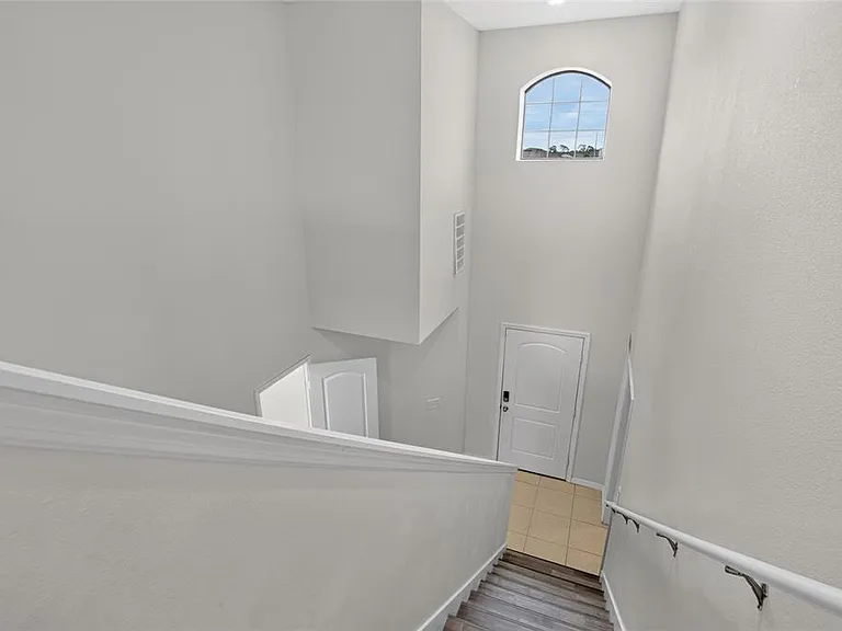 1115 Wynnmere Walk Ave — Photo 54