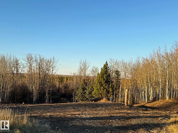 3rd image of Township 534 Rrd 71 Rural