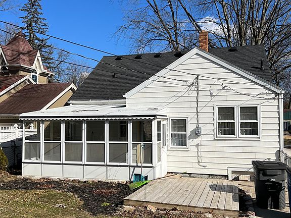 2nd image of 4735 Harvest Ln