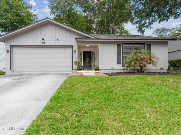 1469 CLASSIC OAK Road W, Jacksonville, FL 32225