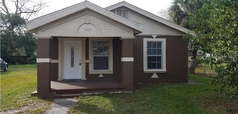 1st image of 1039 S Suwanee Ave