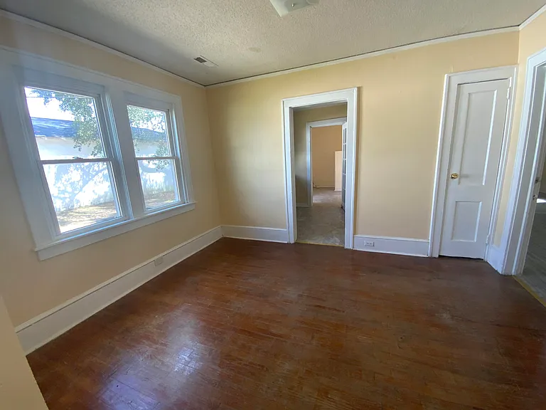 65 Highland Ave — Photo 6