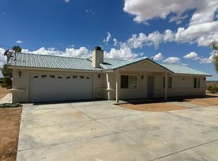 14860 Narragansett Rd, Apple Valley, CA 92307