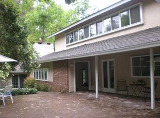 635 Busch Garden Ln, Pasadena, CA 91105