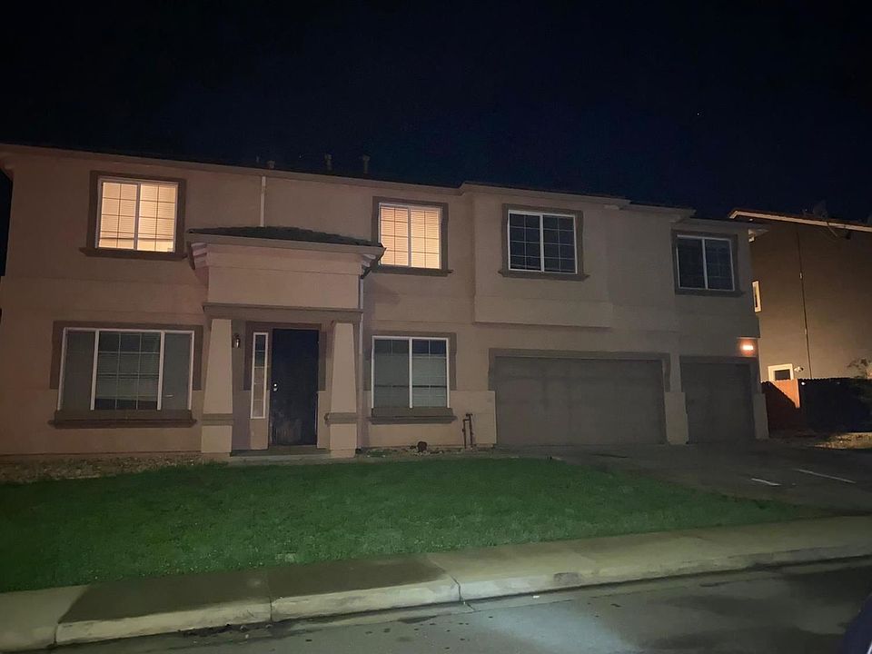 1st image of 18 Diamondwood Ct