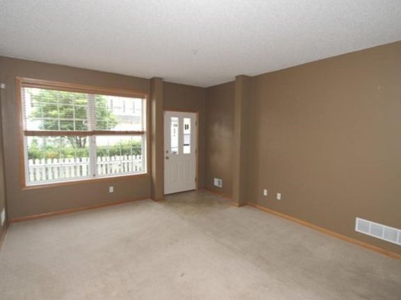 2nd image of 11142 Aberdeen St NE Unit C