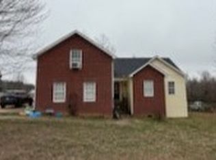 1003 Edgewood Dr, Dickson, TN 37055