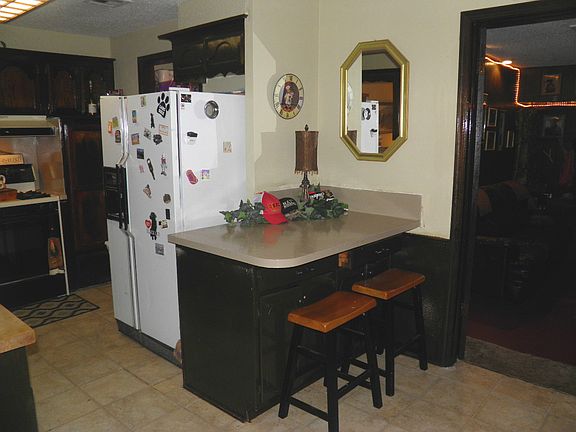 5th image of 4721 SE 42nd St