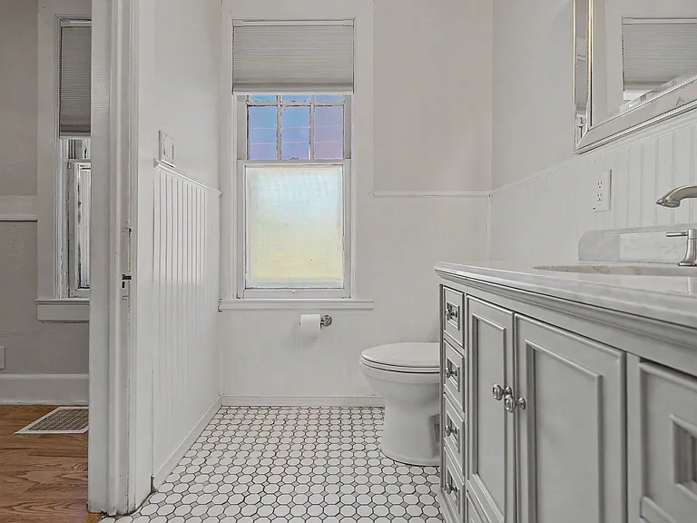 605 N 7th St — Photo 18