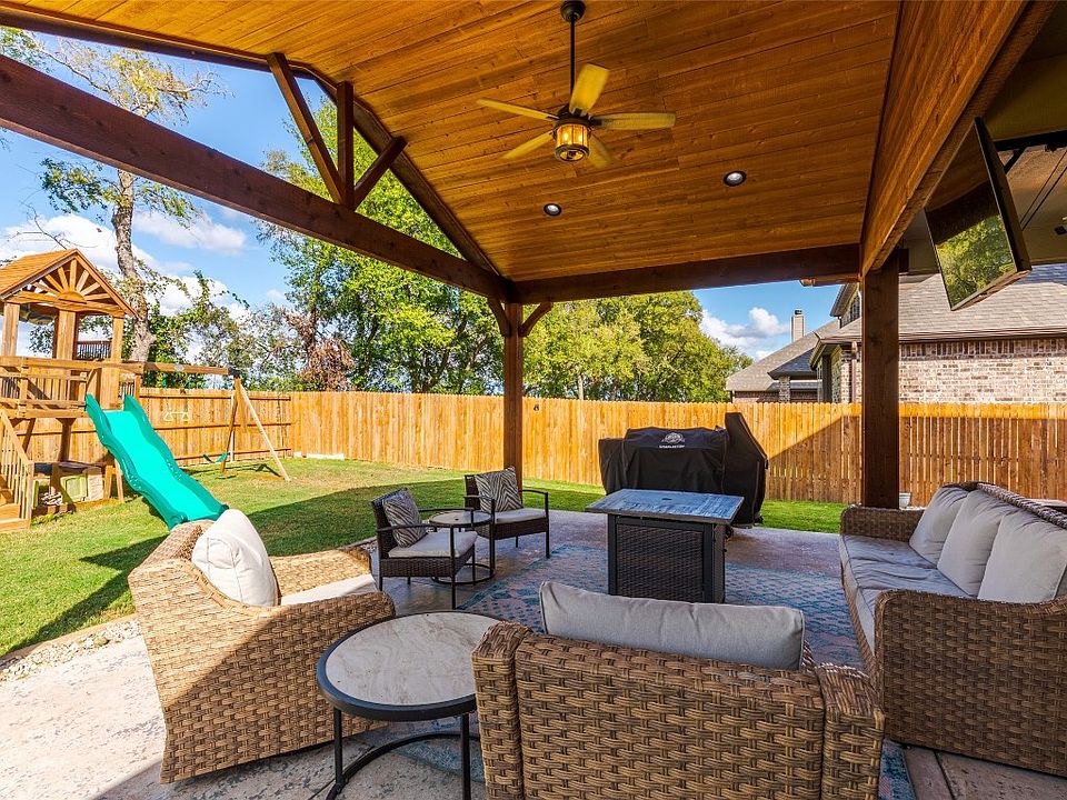 1st image of 3611 Sequoia Ln