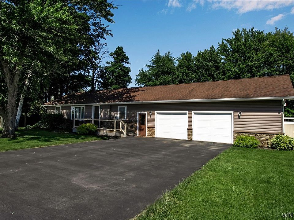 4625 Griswold St, Middleport, NY 14105 | Zillow