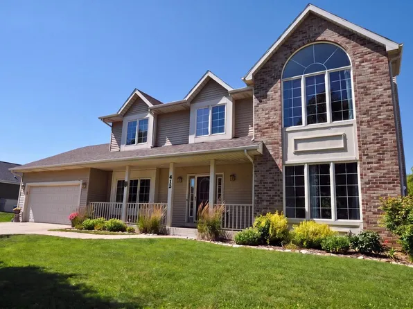 412 E Grant STREET, Elkhorn, WI 53121