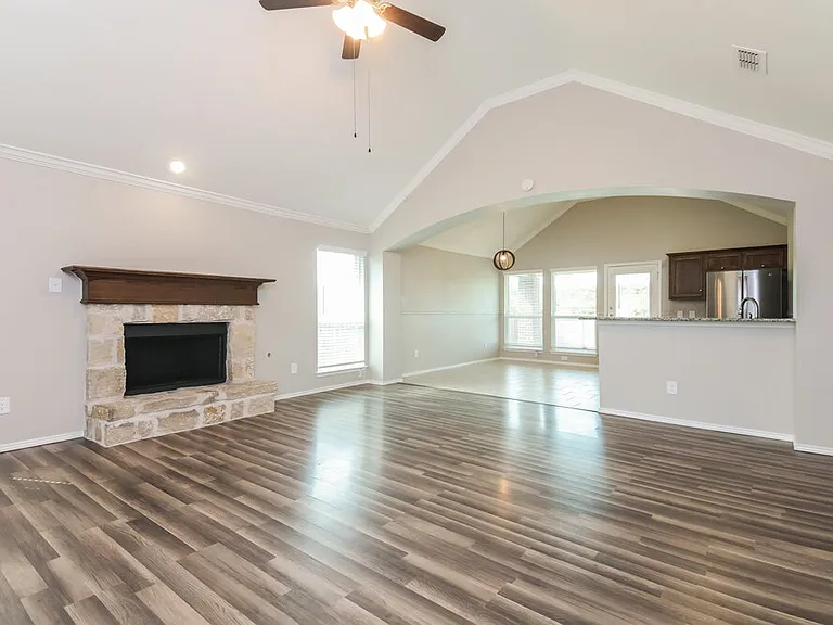 1617 Meadowlark Ln — Photo 5