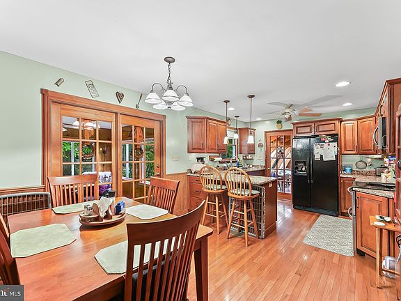 5th image of 104 Northwood Dr