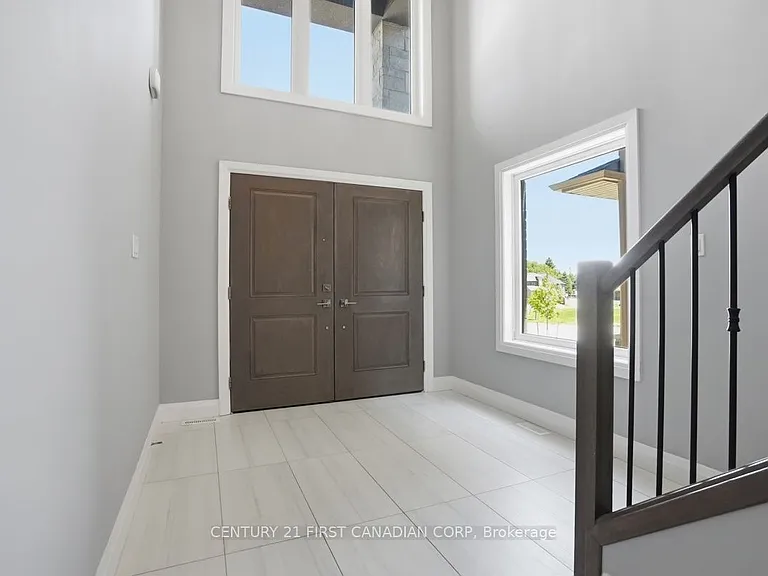 2775 Oriole Dr #UPPER — Photo 5