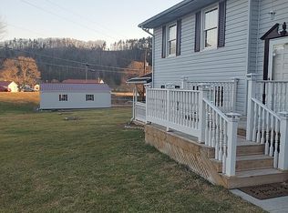 9824 Beckley Rd, Spanishburg, WV 25922