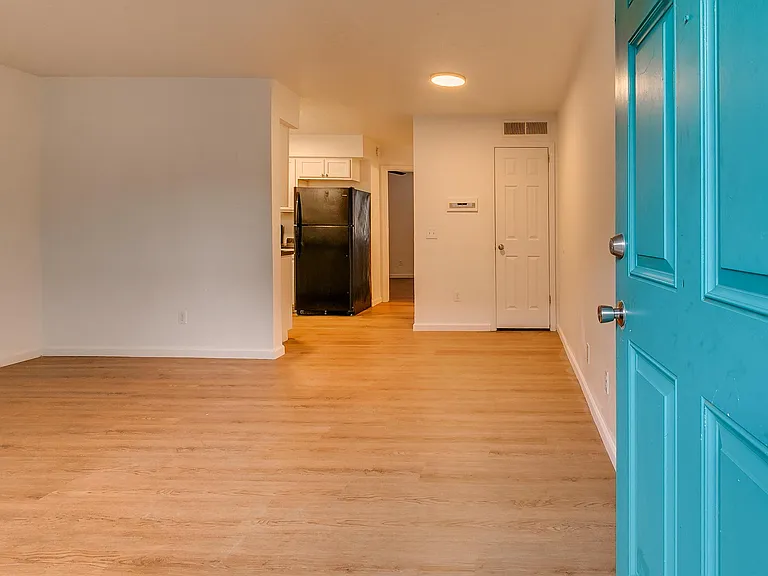 Northwood Apartments — Photo 6