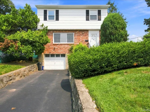 107 Lakeview Avenue, Scarsdale, NY 10583