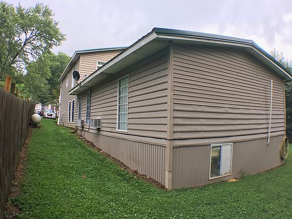 4th image of 119 Carol St