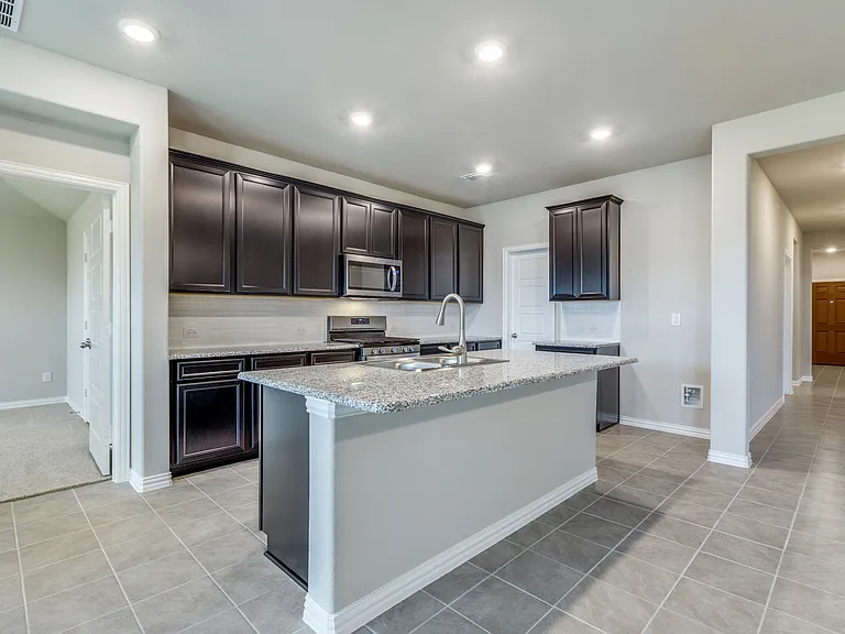 3904 Jasper Ln — Photo 8