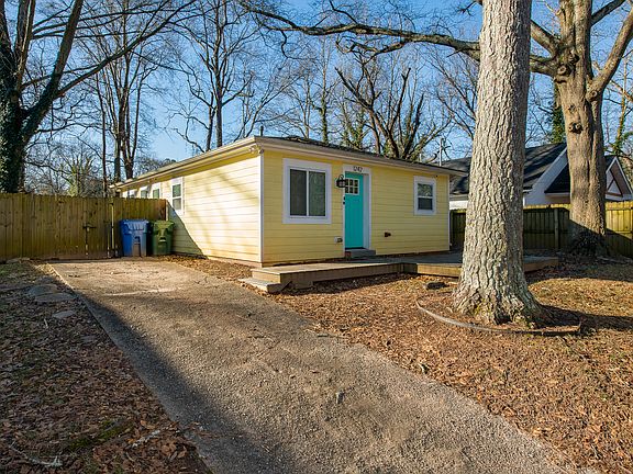 KH_1242PlazaAv_Web-0981_01302023