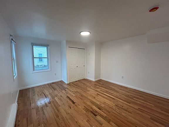 5th image of 511 1st Ave APT 6
