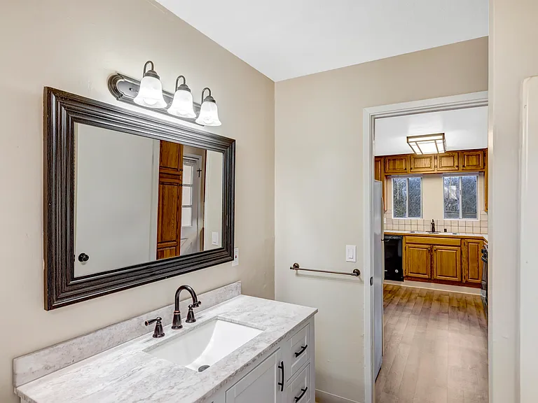 850 Devisadero St #B — Photo 20
