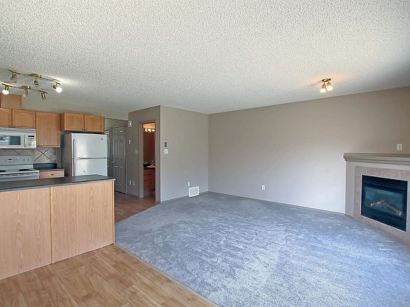 3rd image of 8129 7th Ave SW