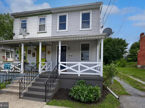 910 Grofftown Rd, Lancaster, PA 17602