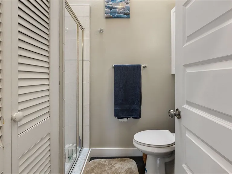 230 Marlborough St #4 — Photo 17