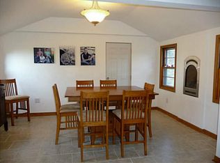 8149 Elk Horn St, Norwalk, IA 50211