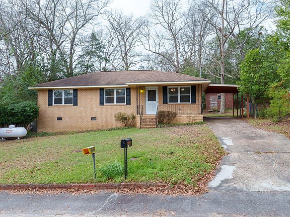 2nd image of 2460 Woodhaven Rd