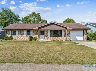 2100 Candlewick Dr, Findlay, OH 45840