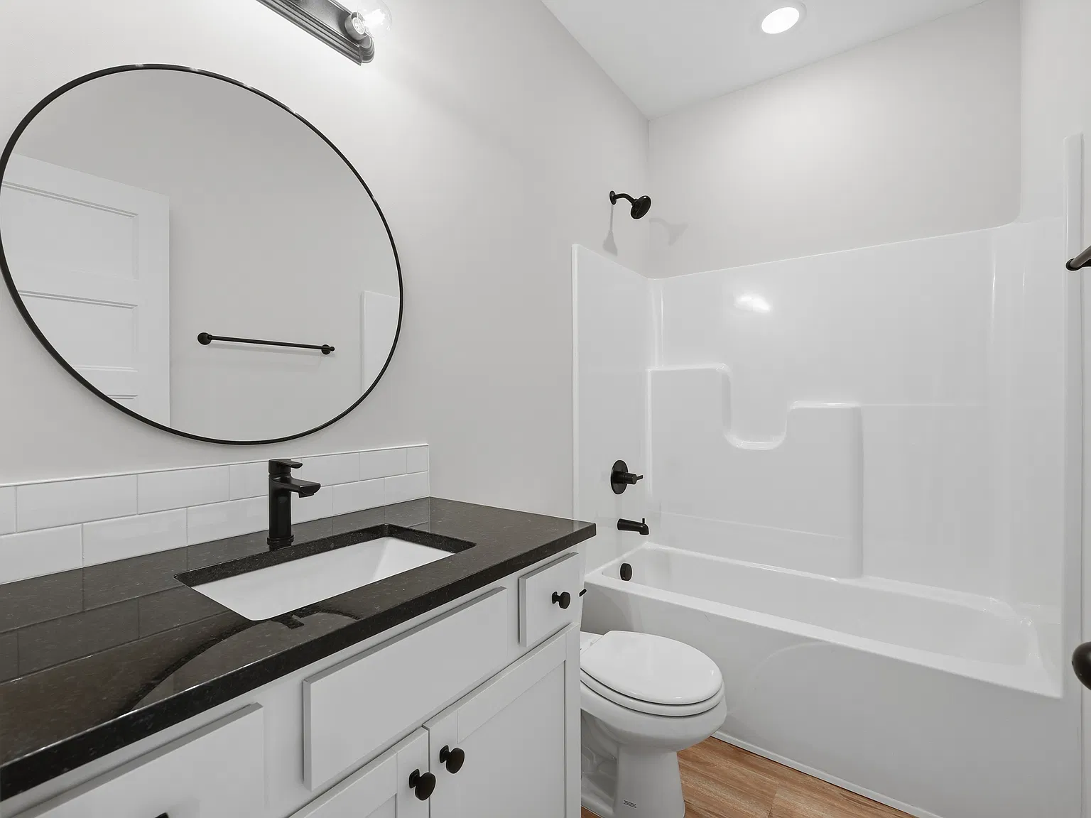 1525 Garnet Lane - 1 — Photo 3