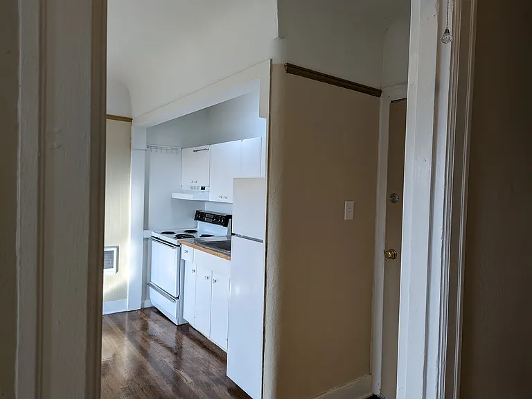 Great kitchen and natural light!