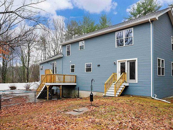 2nd image of 50 Woodridge Road