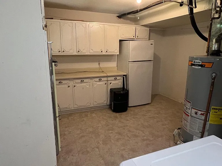 6322 Kellogg Dr — Photo 31