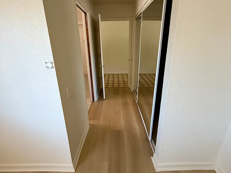 158 Rainier Cir — Photo 8