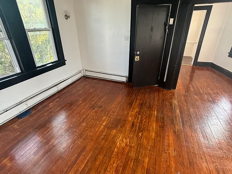 574 Central Ave — Photo 1