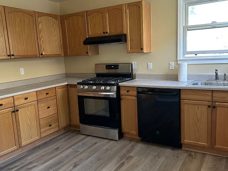 124 N Ellsworth Ave — Photo 4