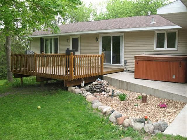 One Acre 4+ Car Garage