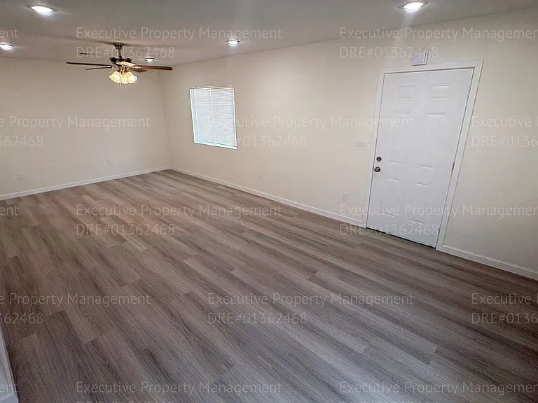 1928 Doolittle Ave — Photo 7