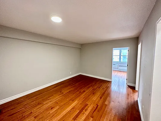 Rented by Batra Group Inc | media 2