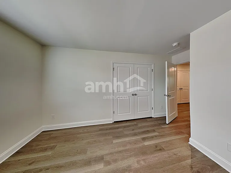 6059 Rosemore Ln — Photo 32