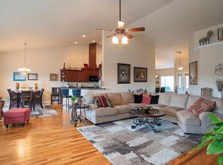 119 Sky Hawk Dr, Eagle Pt, OR 97524